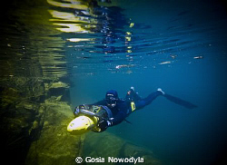 Is so great to feel free when going down into the blue:) by Gosia Nowodyla 